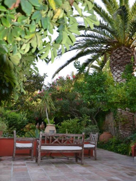 Casa Montes Bed & Breakfast Salses-le-Chateau Exterior photo